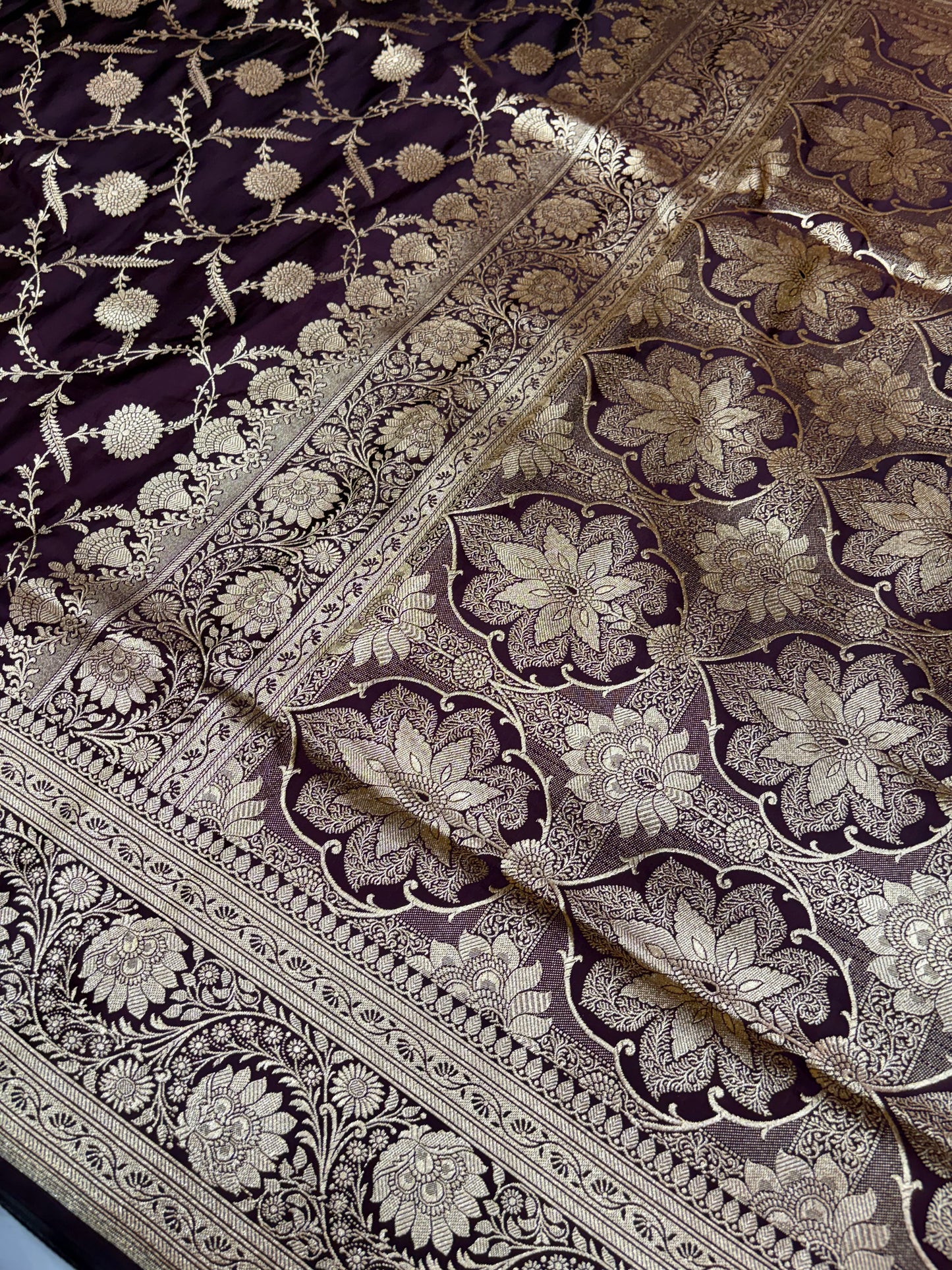 Deep Brown Katan Banarasi Saree with Floral Jaal Weaving and Grand Pallu