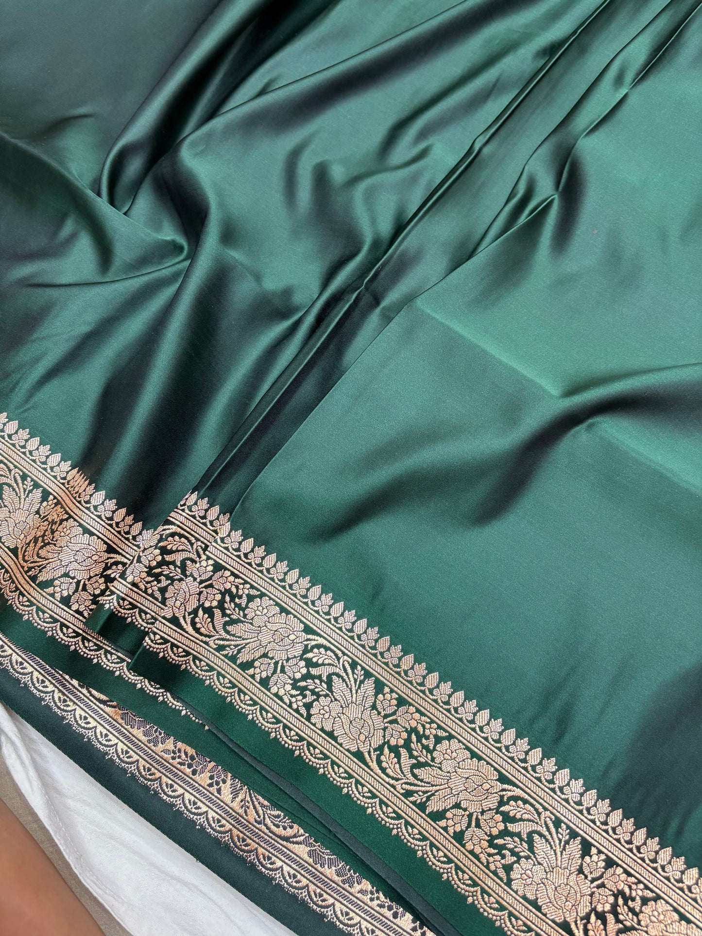 Green Plain Katan Banarasi Saree with Zari Woven Blouse