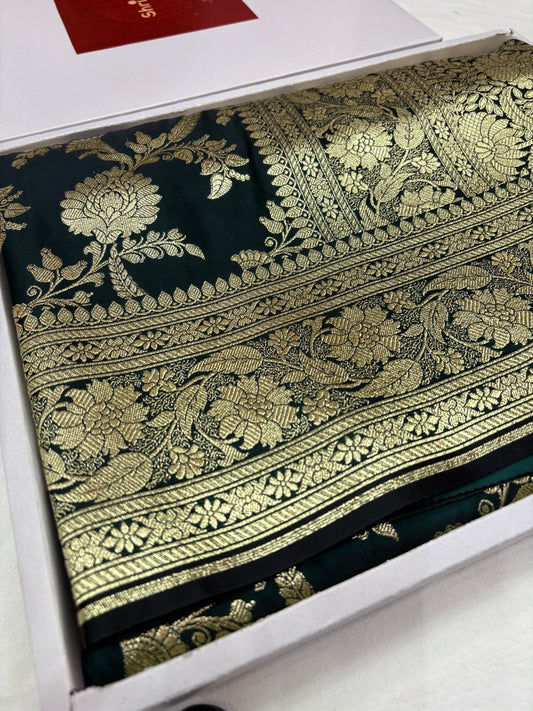 Algae Green Katan Banarasi Saree with Floral Jaal Weaving and Grand Zari Pallu