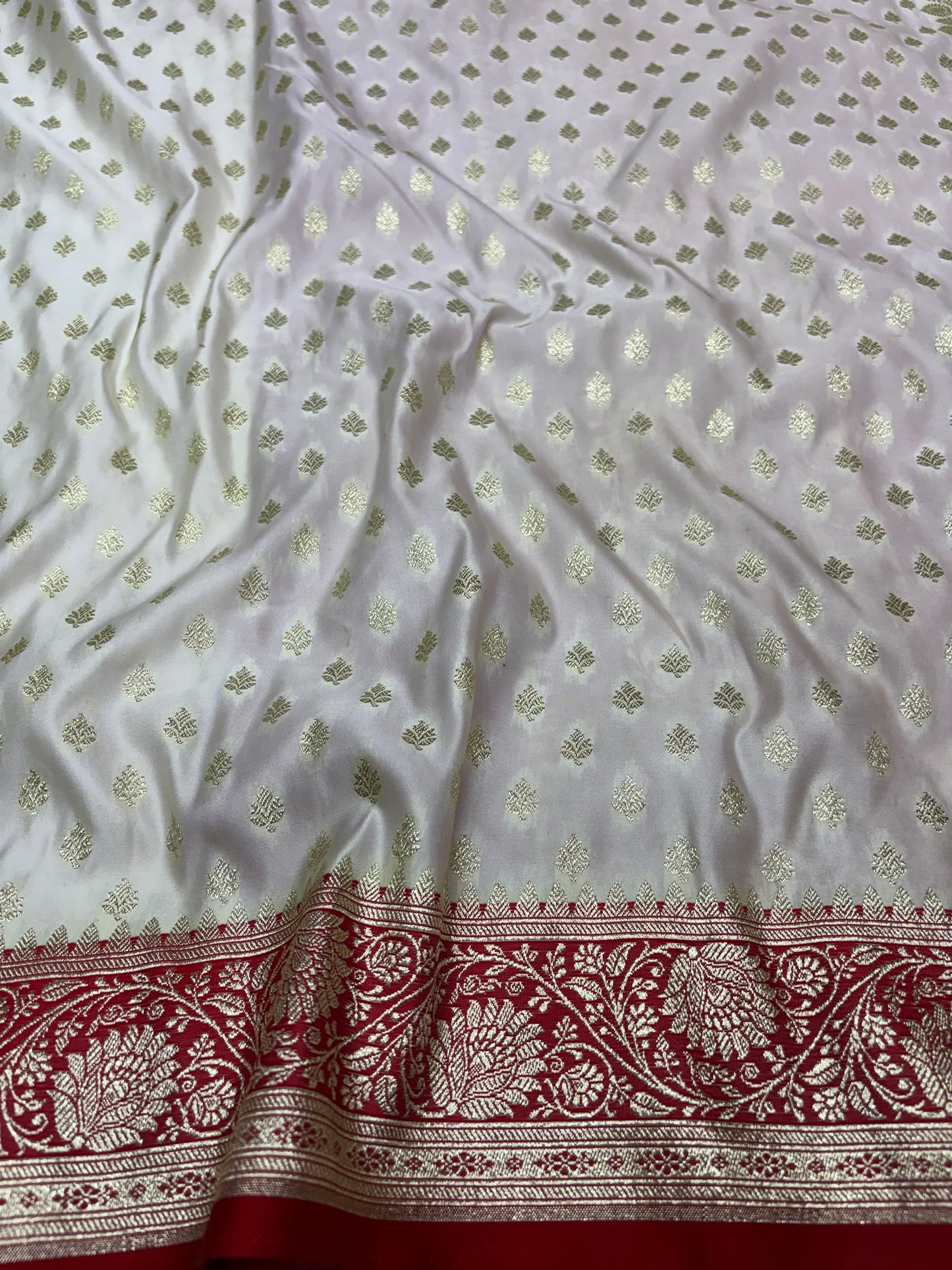 Ivory Katan Pastel Banarasi Saree with Red Contrast Border and Ornamental Pallu