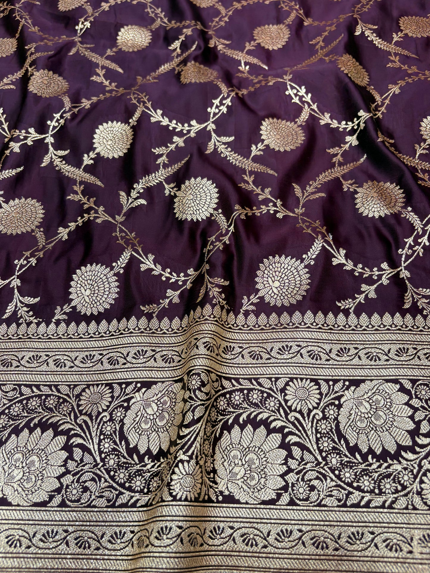 Deep Brown Katan Banarasi Saree with Floral Jaal Weaving and Grand Pallu