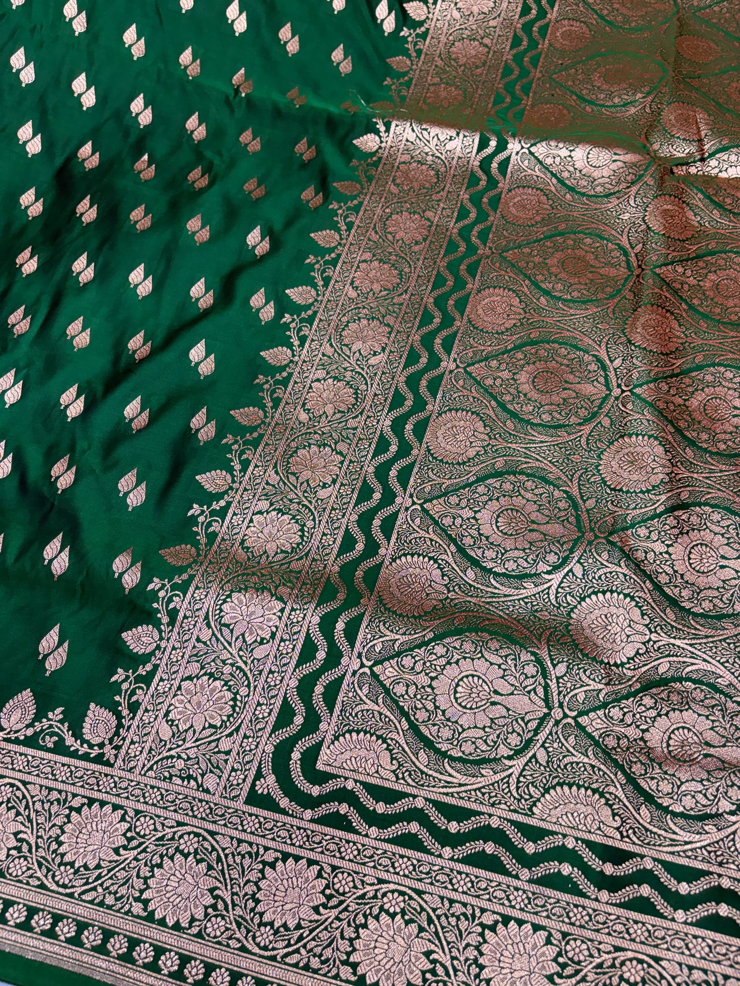 Emerald Green Katan Banarasi Saree with Floral Jaal Pallu and Zari Buti Weaving