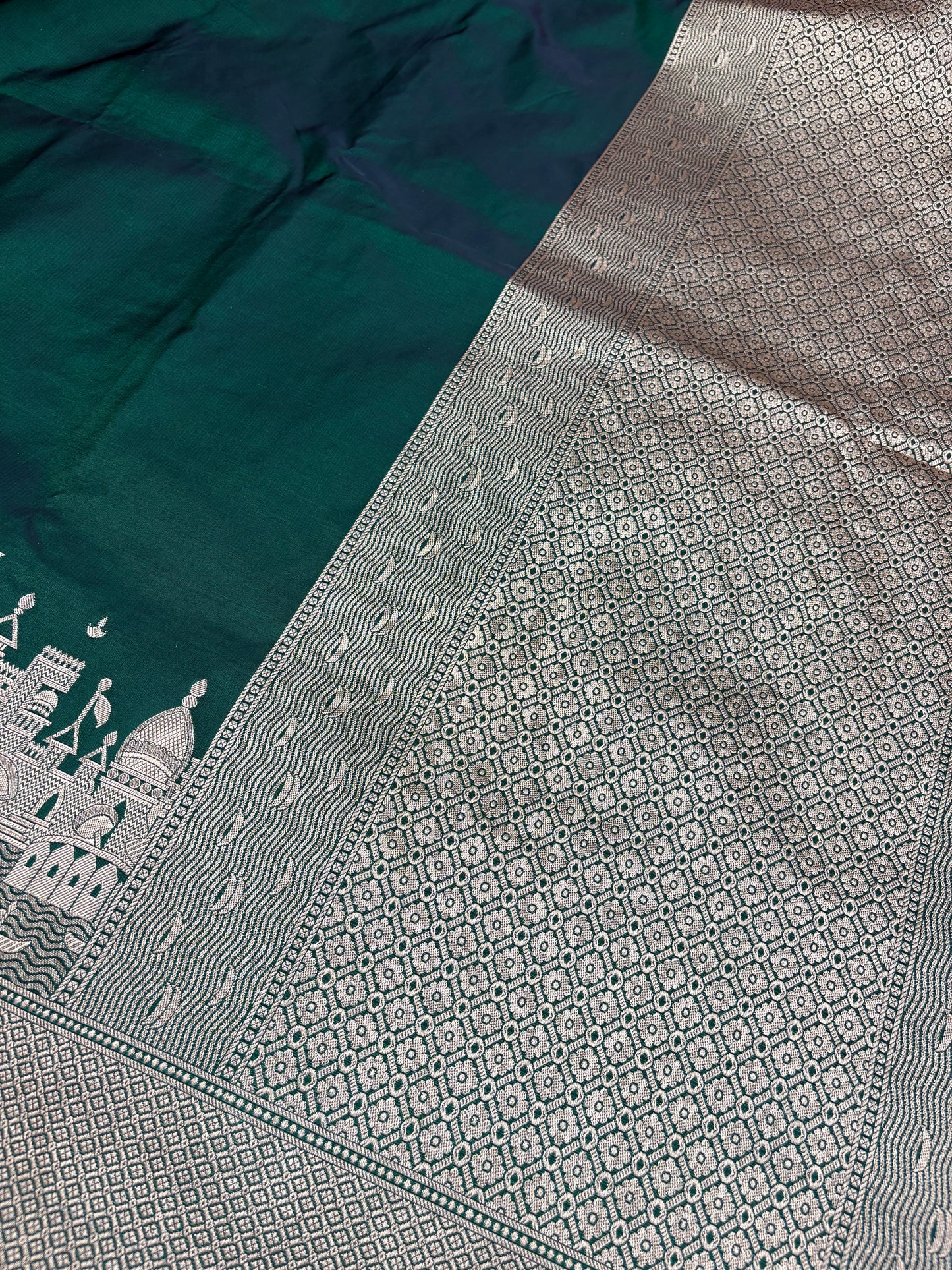Kashi Darshan Mashru Saree – Peacock Green