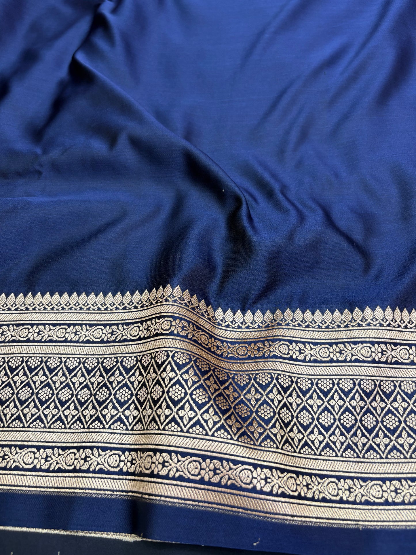Navy Blue Banarasi Mashru Silk Saree (K61)