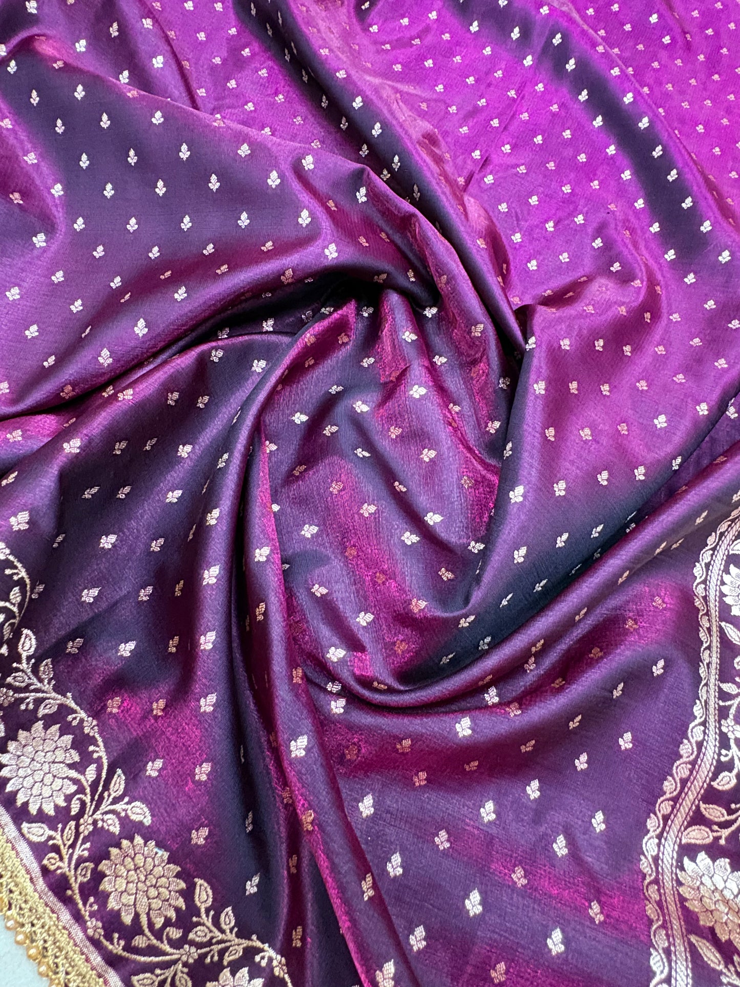 Magenta Satin Silk Saree with Banarasi Zari Weaving (S4)
