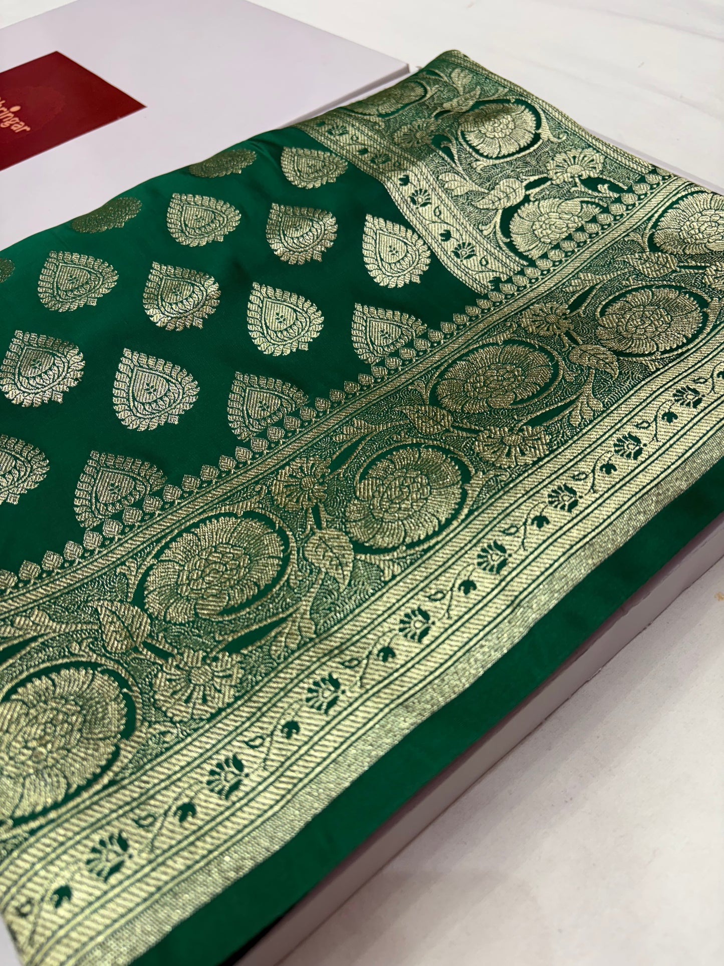 Banarasi Katan Silk Saree in Emerald Green with Zari Buti Weaving K68
