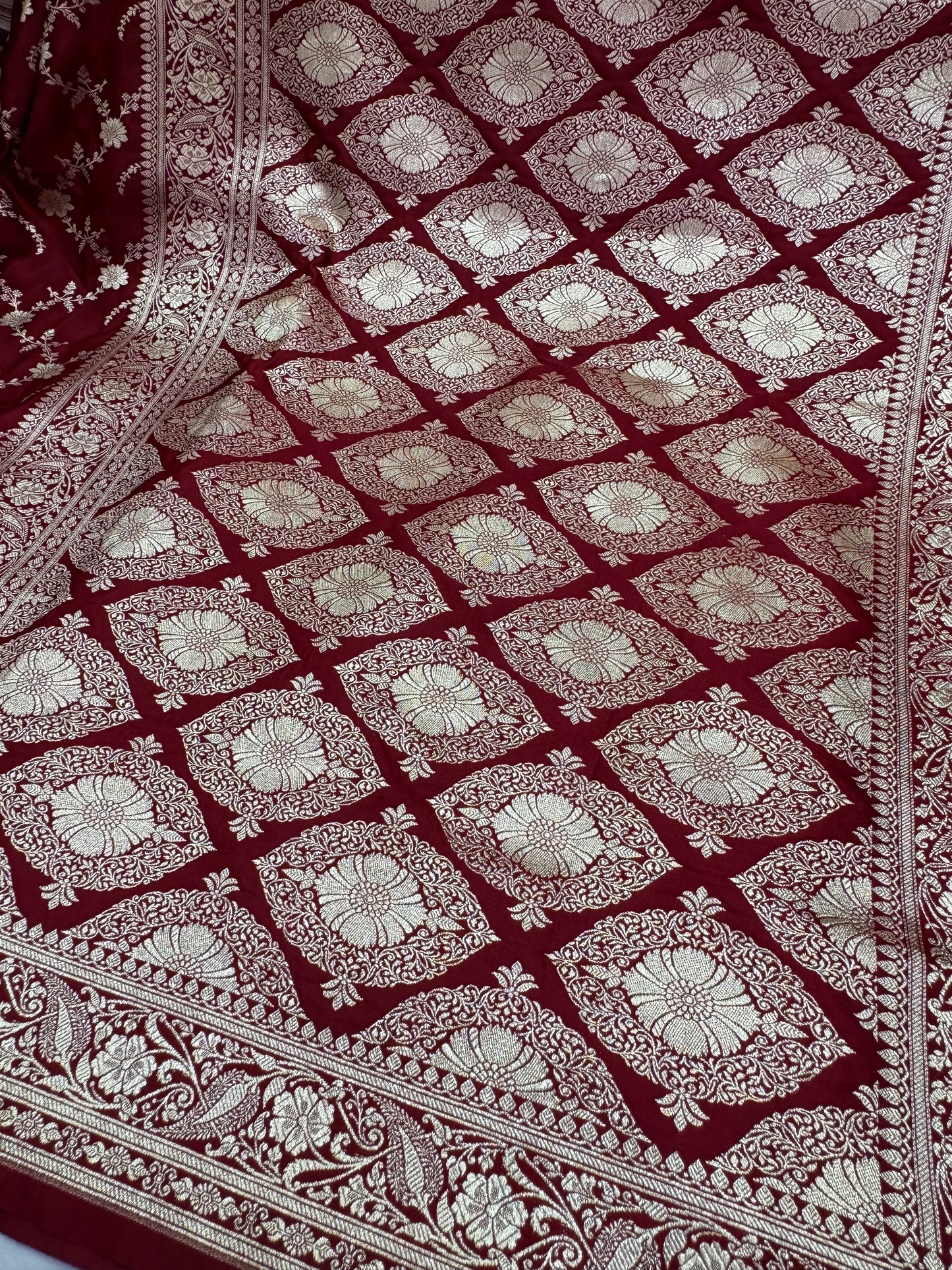 Banarasi Katan Silk Saree in Maroon with Floral Jaal Weaving (K67)